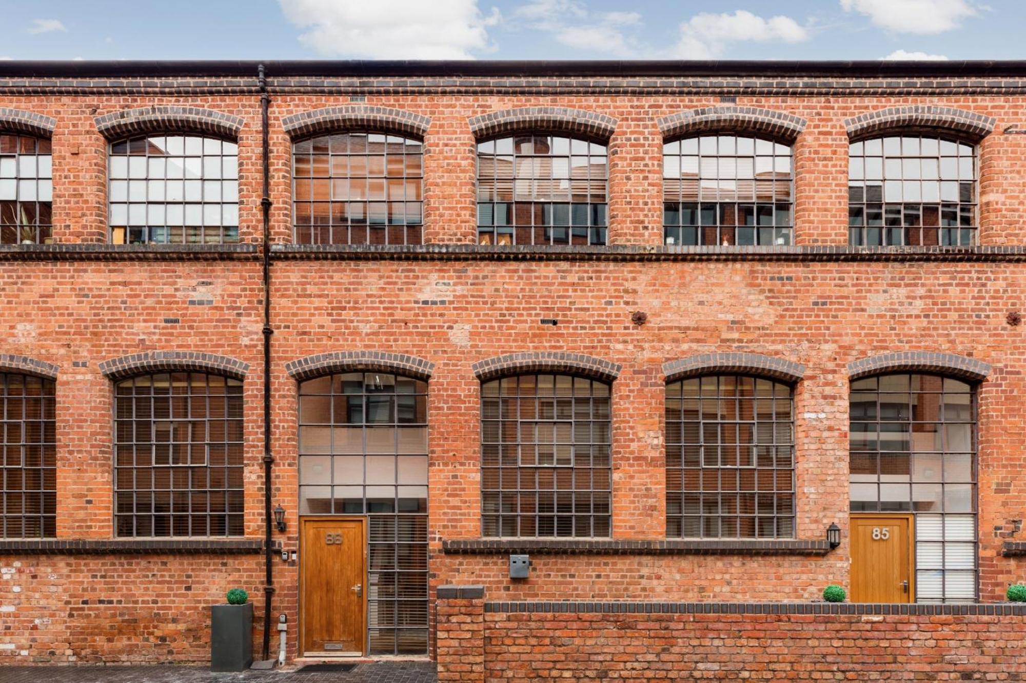 High End Luxury Townhouse In Jq, 4 Bedrooms, Flat Screen Tv In All Rooms, Free Parking, Near Birmingham City Centre Deposit Required Экстерьер фото